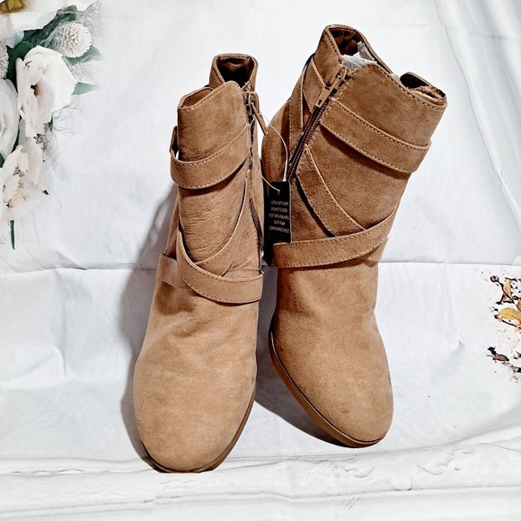 ANA SUEDE HEEL ANKLE BOOTS SIZE 7.5 - Picture 6 of 8